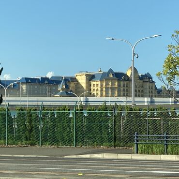 FEF69139-E16A-46C1-957B-B6B6EA2A6E90